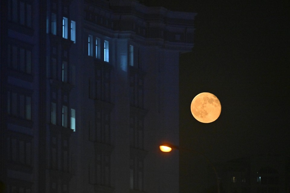    Самое зрелищное суперлуние во Владивостоке в 2025 году произойдет 5 ноября Михаил ФРОЛОВ