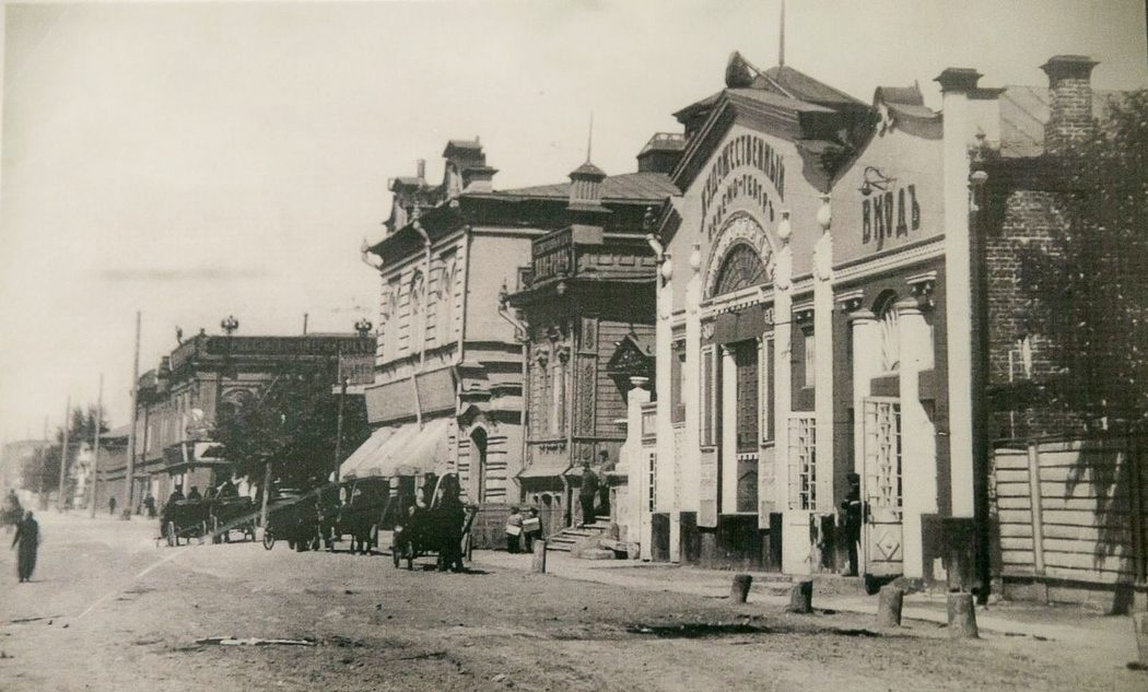 Кинотеатр "Художественный", Екатеринбург, 1912-1913 гг. Источник: https://pastvu.com/p/1208254