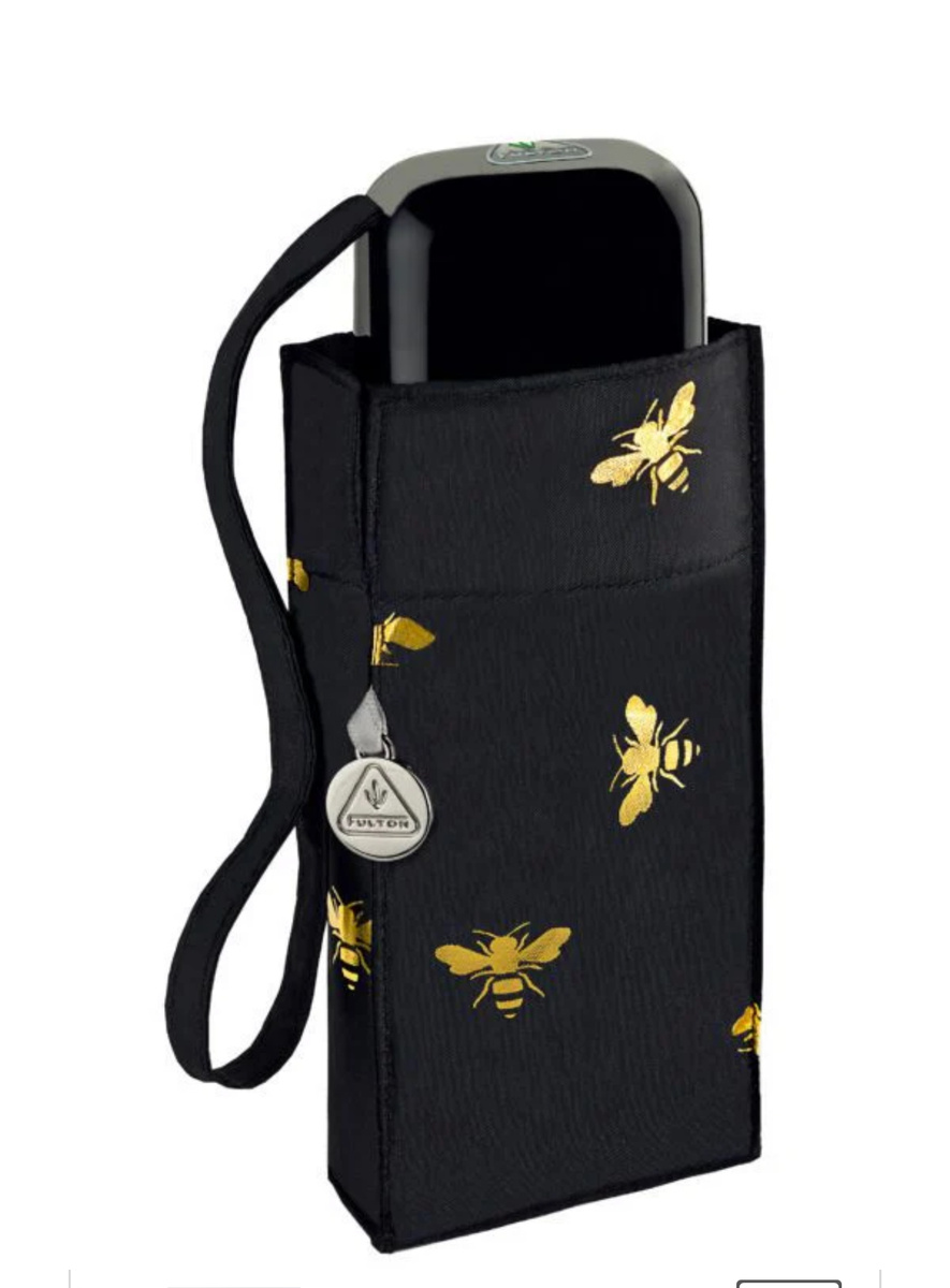 Потому что смешной, а смайлы вообще розовые