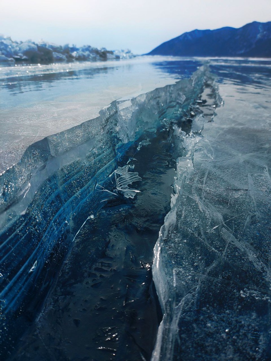 Трещина на Байкале 