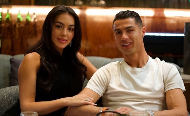    Джорджина Родригес и Криштиану Роналду. Фото: социальные сети