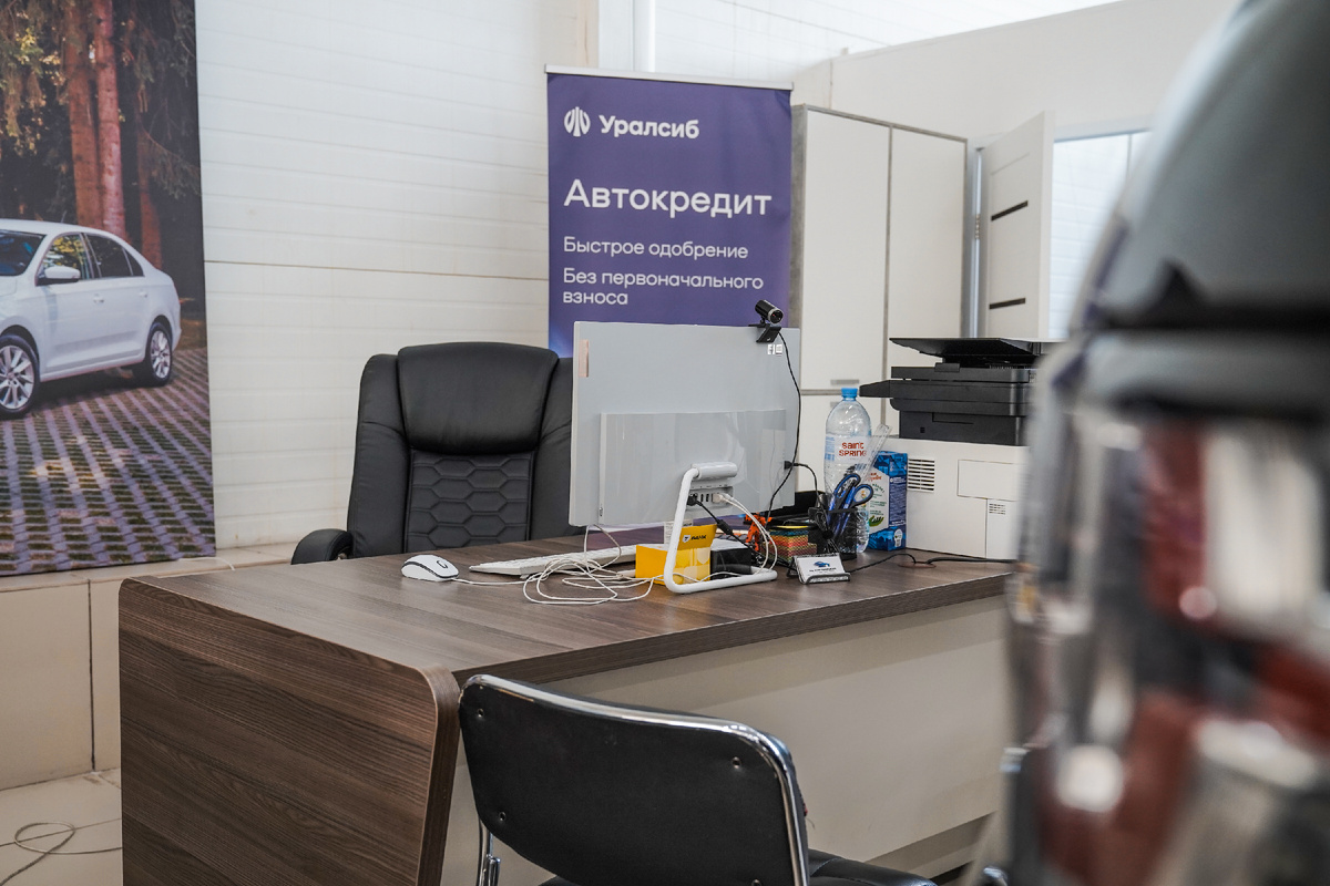 Закулисье автосалона Вавилон