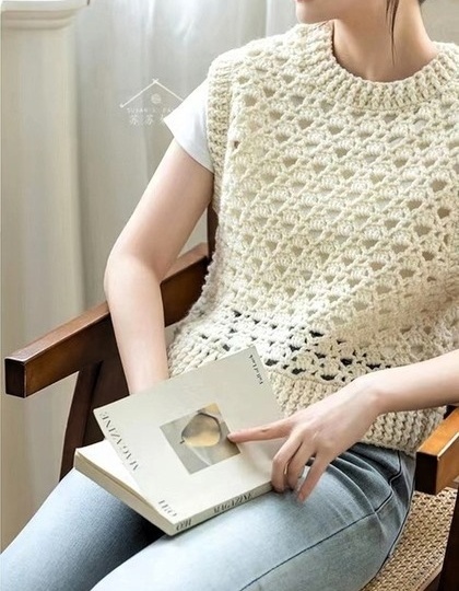 Редкая коллекция моделей топов крючком из японского журнала.