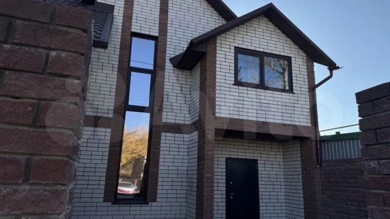     Коттедж за 16,5 млн рублей продают в Барнауле. «Авито»