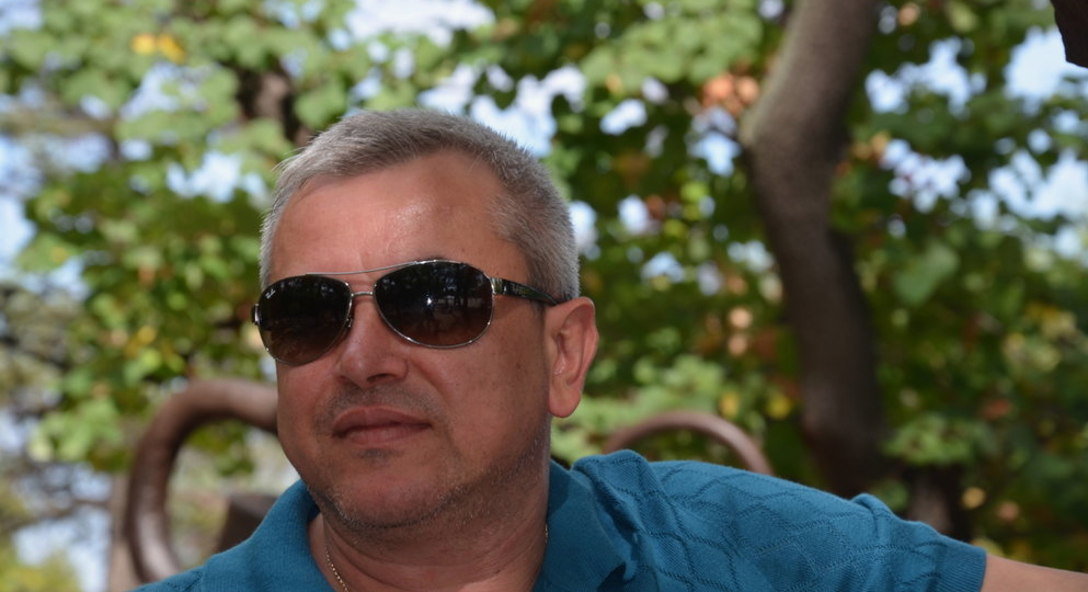 52 года. 24 года брака. Ушёл к молодой… и через 4 месяца вернулся: «Я так больше не могу