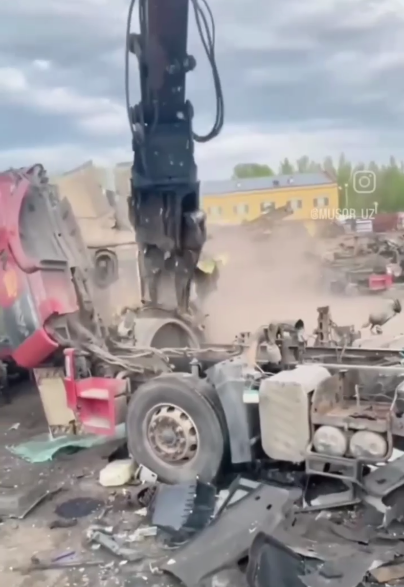 Процесс утилизации грузового автотранспорта в КНР