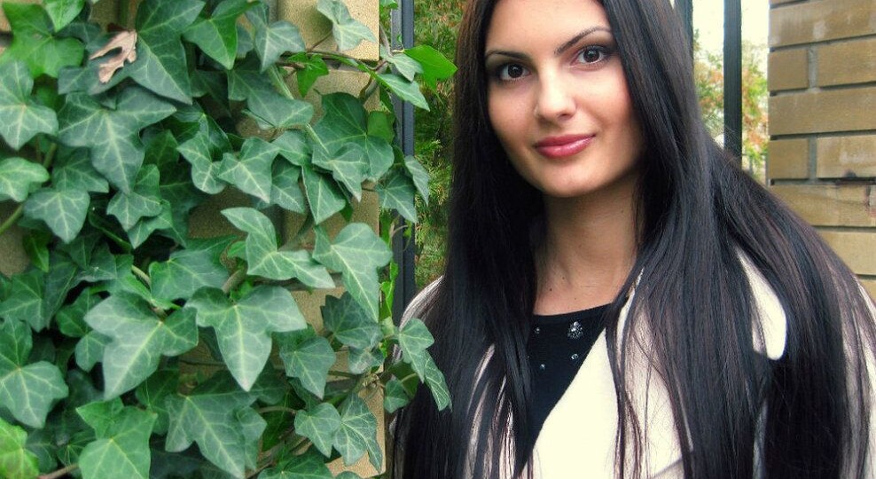 "Ты слишком простой для меня" - сказала безработная девушка инженеру со 120К, после чего он разрыдался прямо в кофейне