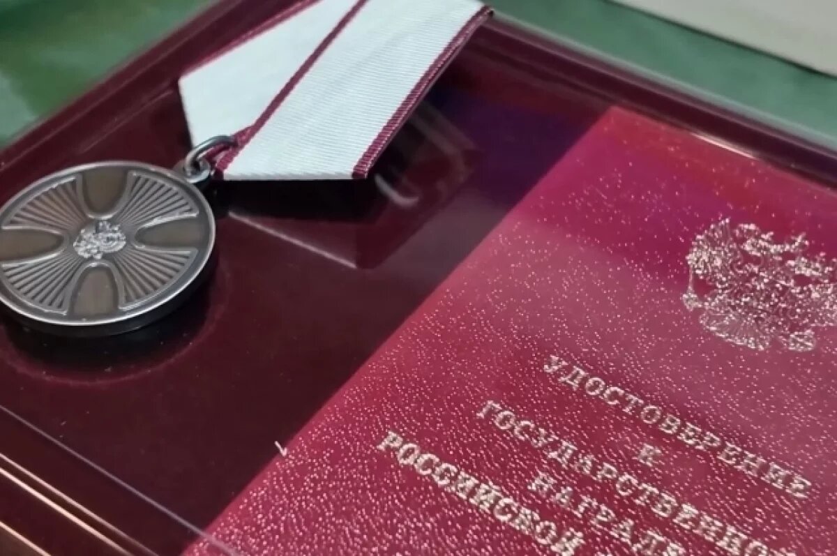    Добровольцам из отряда «БАРС-16» вручили госнаграды в зоне СВО