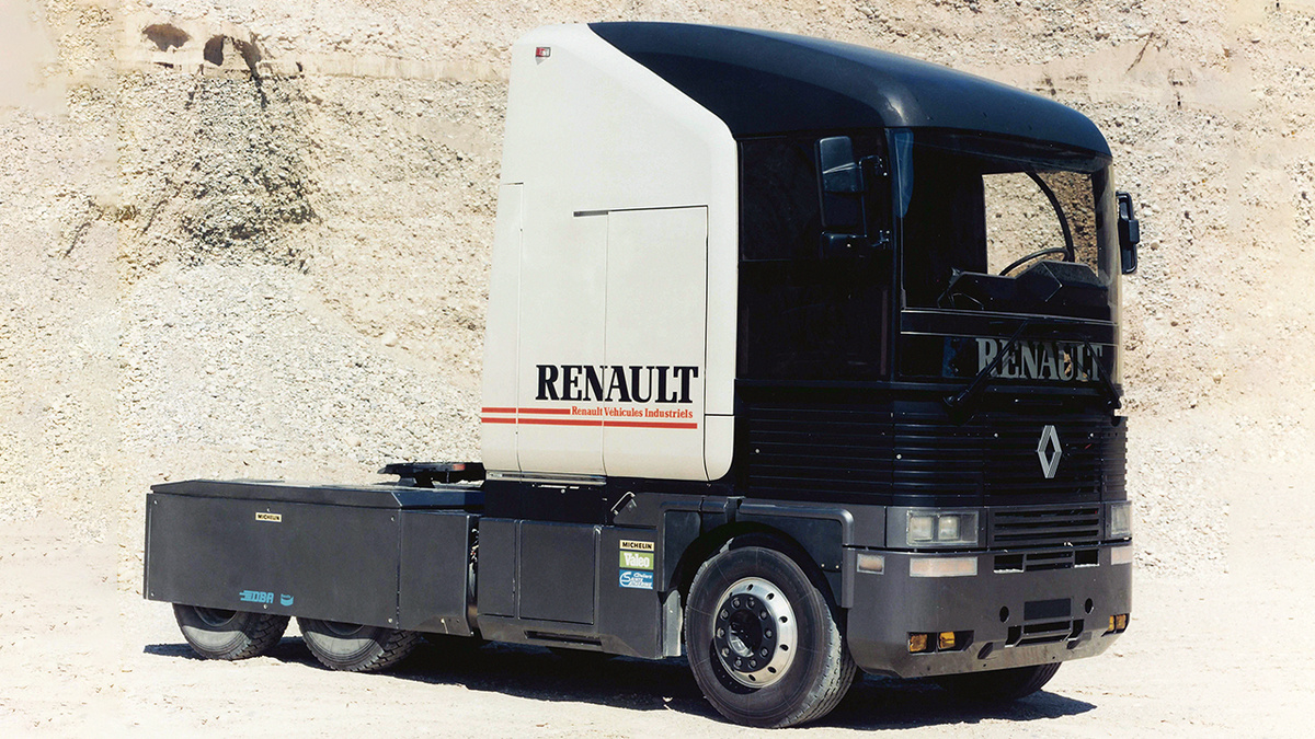 Renault VE10 1985 года уже имел некоторые черты, будущего серийного Magnum