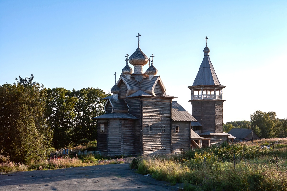     Церковь Димитрия Солунского в деревне Щелейки Ленинградской области / РИА Новости / Игорь Подгорный