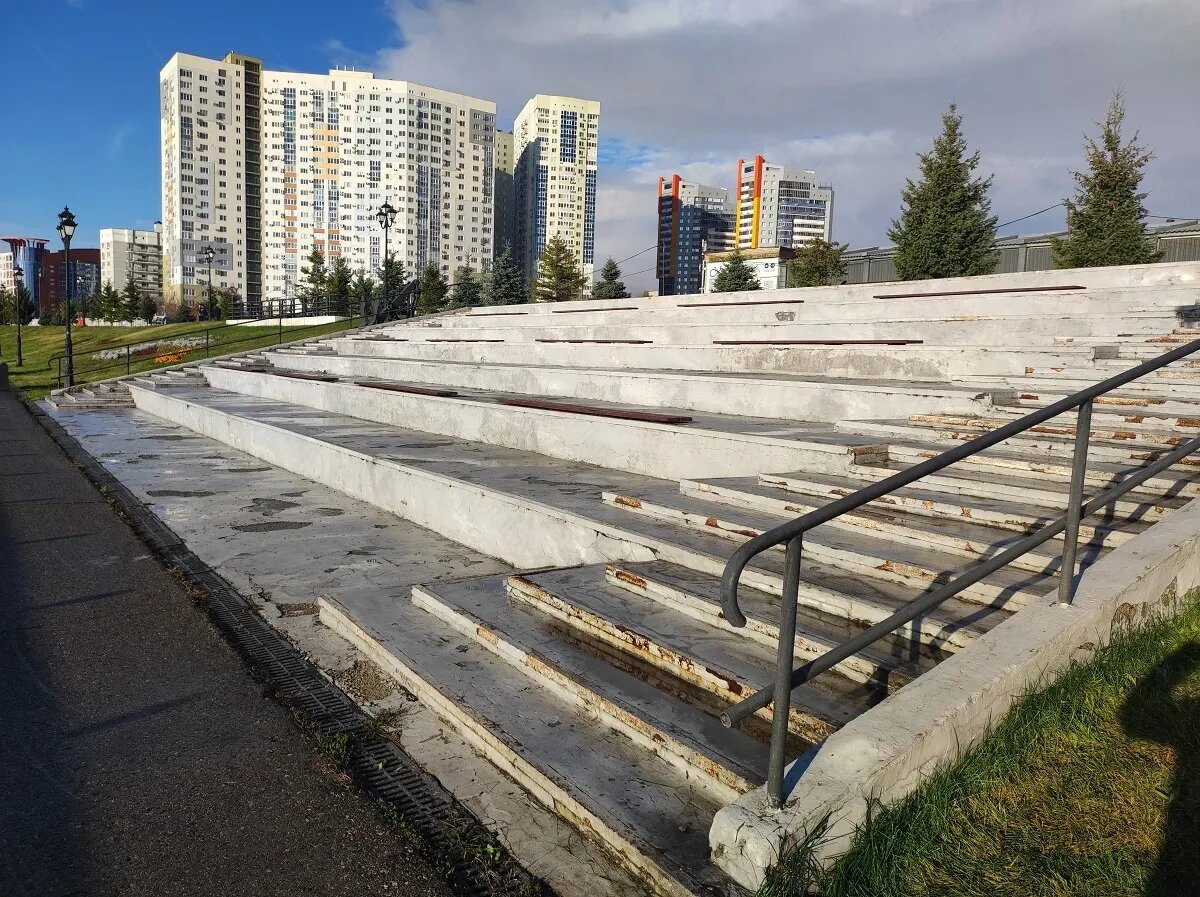 Разрушение амфитеатра в Саратове