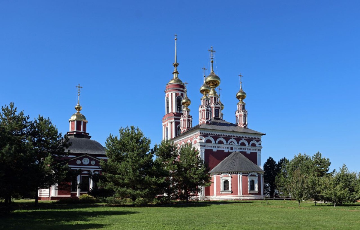 Храм Михаила Архангела в Михалях. Фото baumitshop.ru