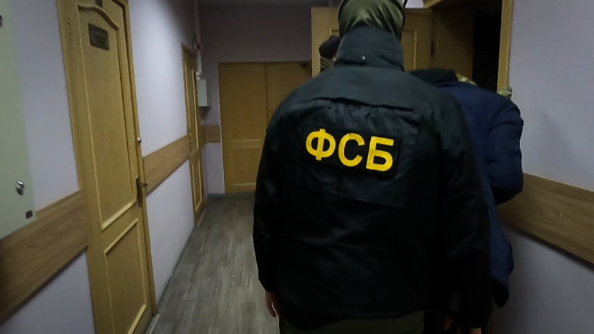    Фото: ИЗВЕСТИЯ/ЦОС ФСБ РФ; 5-tv.ru