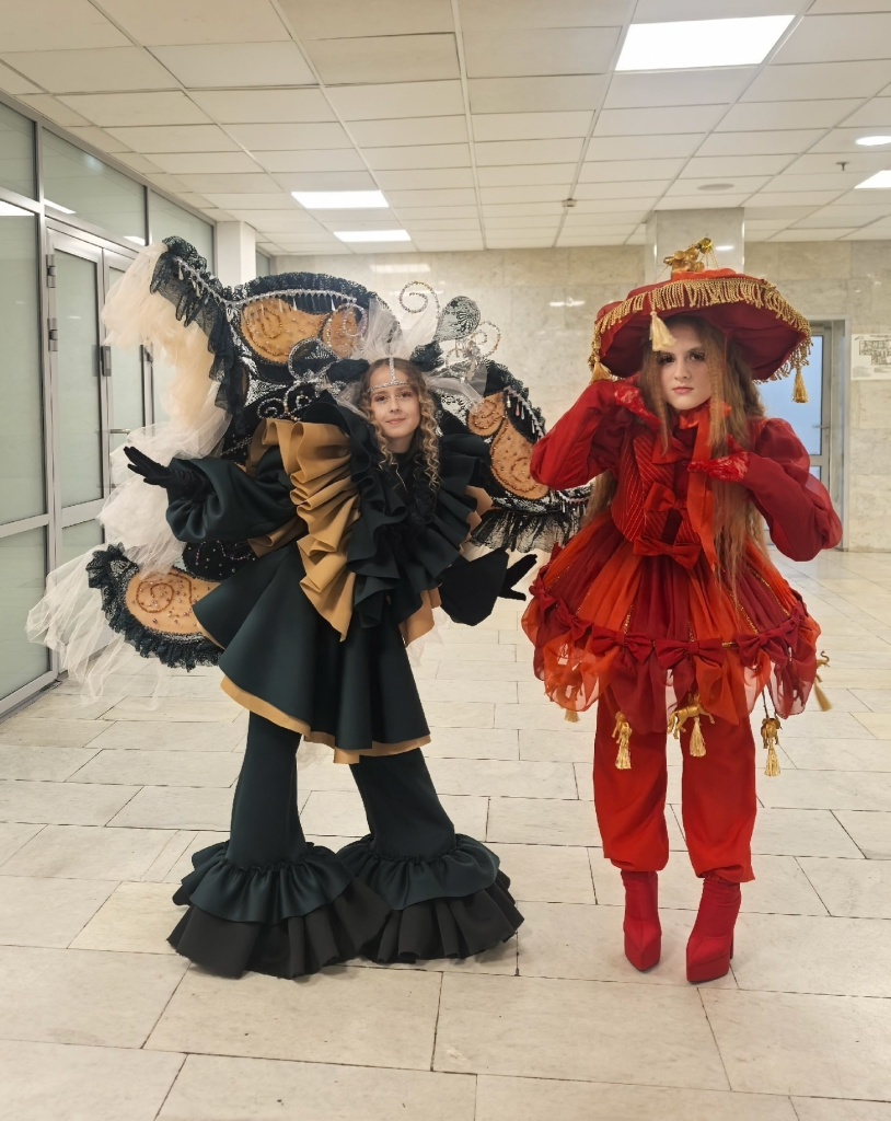 На Всероссийском конкурсе «Открытие сезона» Ассоциации детских творческих объединений «Золотая игла». Фото: предоставлено Елизаветой Олениной