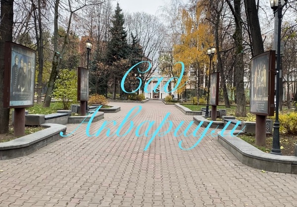 Сад Аквариум на Большой Садовой в Москве с двумя театрами и богатой историей.