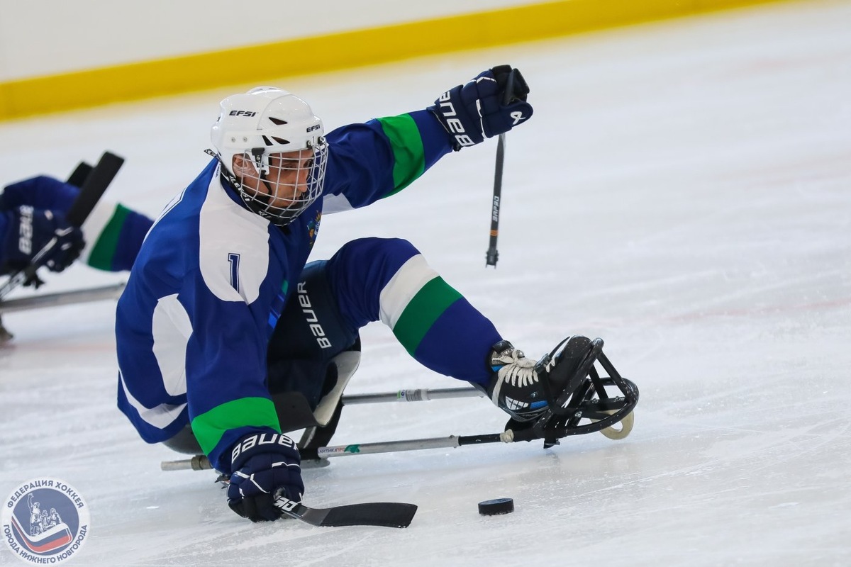    Бойцы из Югры продолжают успешное выступление на турнире ветеранов СВО по следж-хоккею