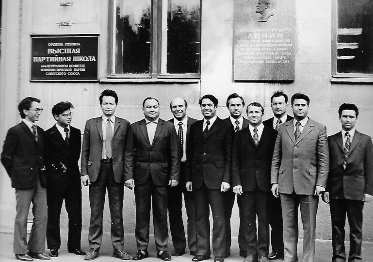 Партийные школы СССР — система, создавшая советскую элиту