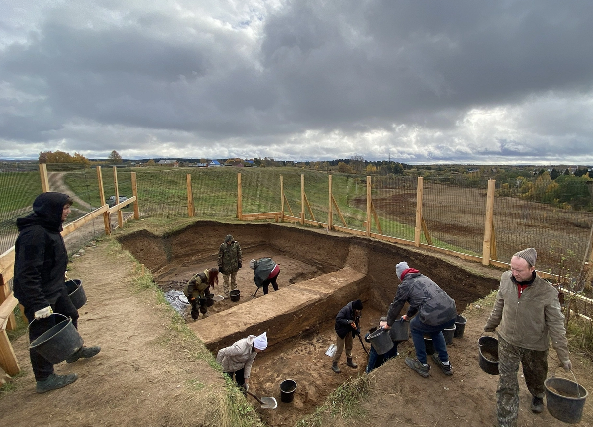 Фото: Усвятская (Двинско-Волховская) археологическая экспедиция ИИМК РАН