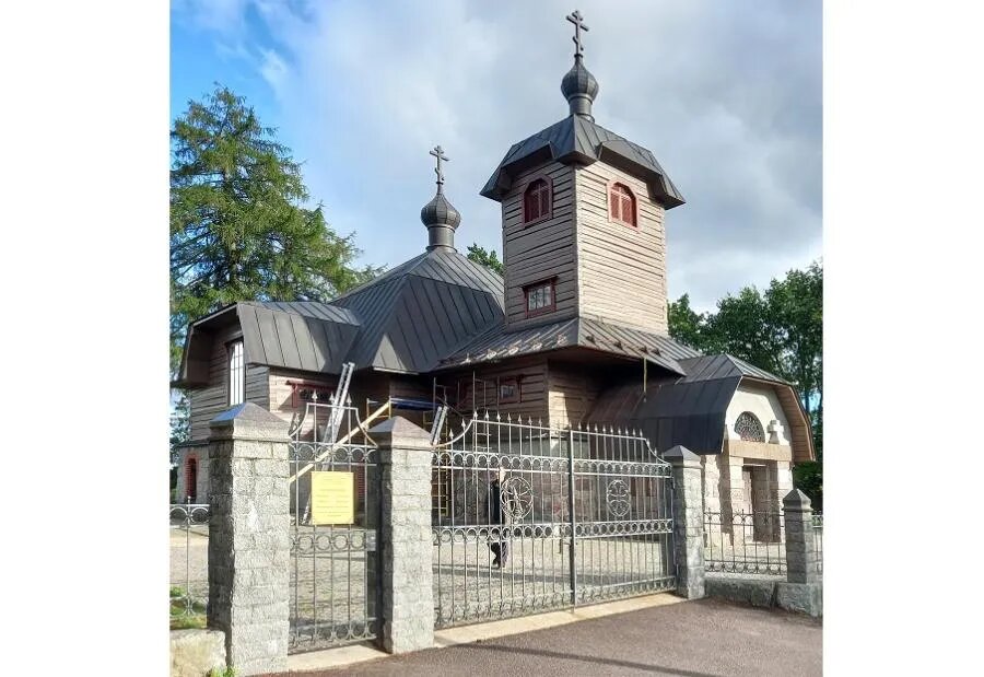 Восстановленная церковь Троицы Живоначальной в Линтульском скиту Константино-Еленинского женского монастыря./ФОТО АВТОРА