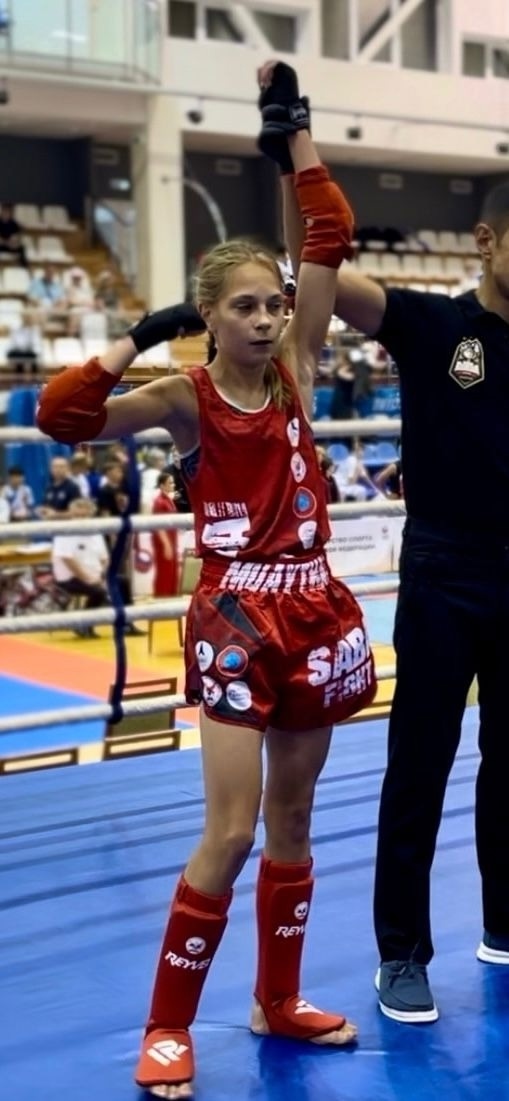    Жители Карелии помогли собрать деньги для поездки девочки-чемпионки на Чемпионат Европы по тайскому боксу© Наталья Звукова/VK