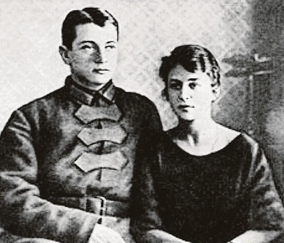 Михаил Тухачевский и Нина Гриневич