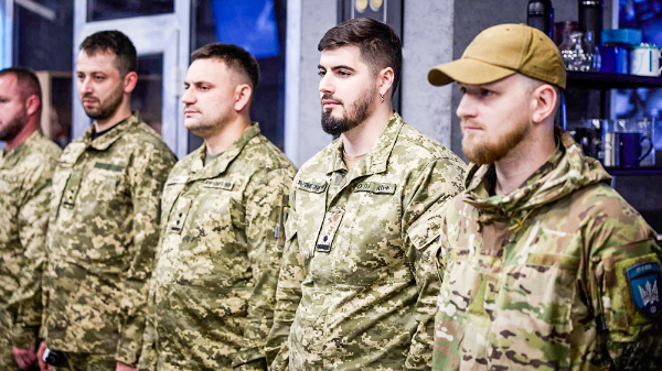     Фото: V_Zelenskiy_official   
 Текст: Вера Басилая