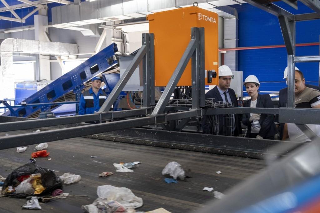    CREATOR: gd-jpeg v1.0 (using IJG JPEG v62), quality = 90 Светлана ГОРЯЧЕВА