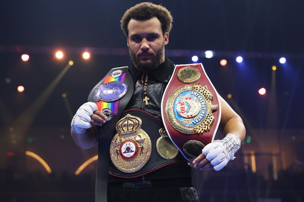 Мозес Итаума