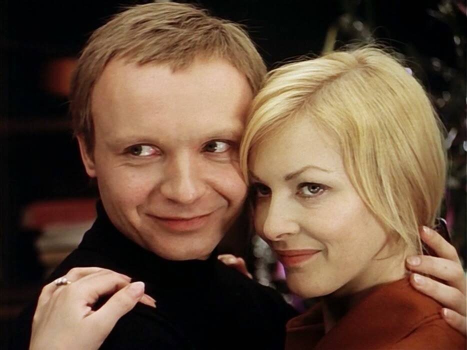 кадр из фильма "Ирония судьбы, или С легким паром!" (1975)