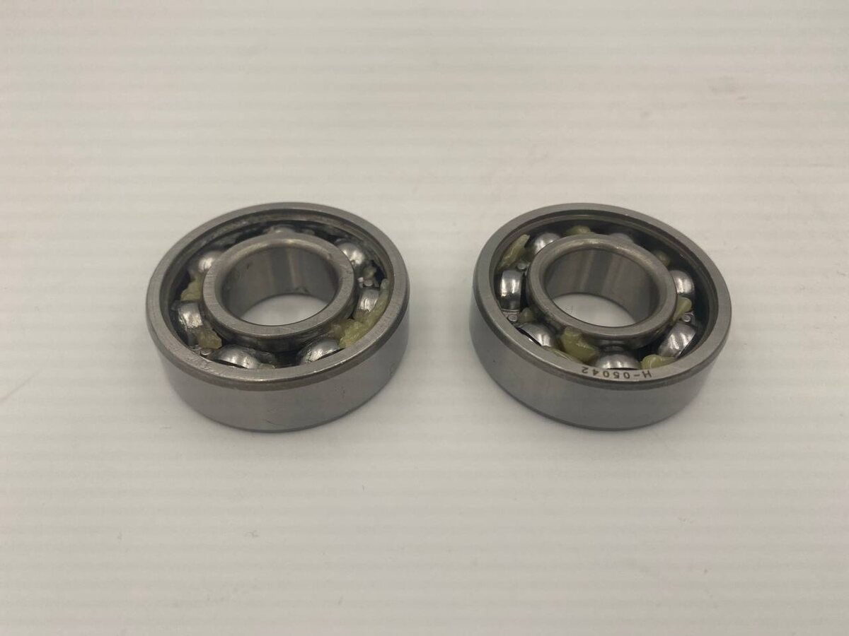 Подшипник рулевой рейки Nissan, Toyota | 18*42*13 | (H-05042 BB) | H-05042 | SNF
https://mirsalnikov.ru 