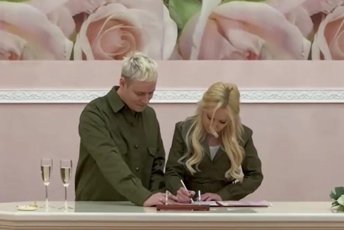     / Источник: Кадр из видео