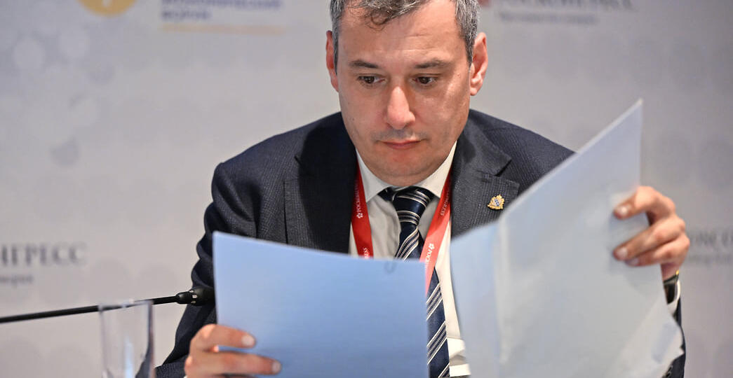 Хинштейн недоволен скоростью увольнения чиновников с криминальным прошлым