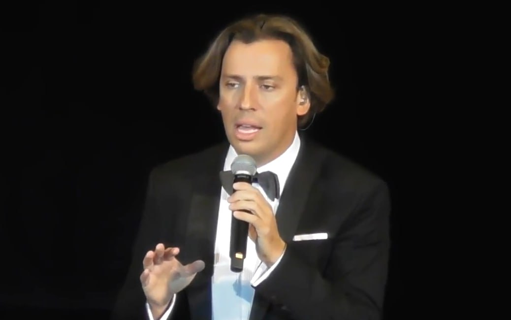 Фото: Prt Scr youtube.com / Andrew S.