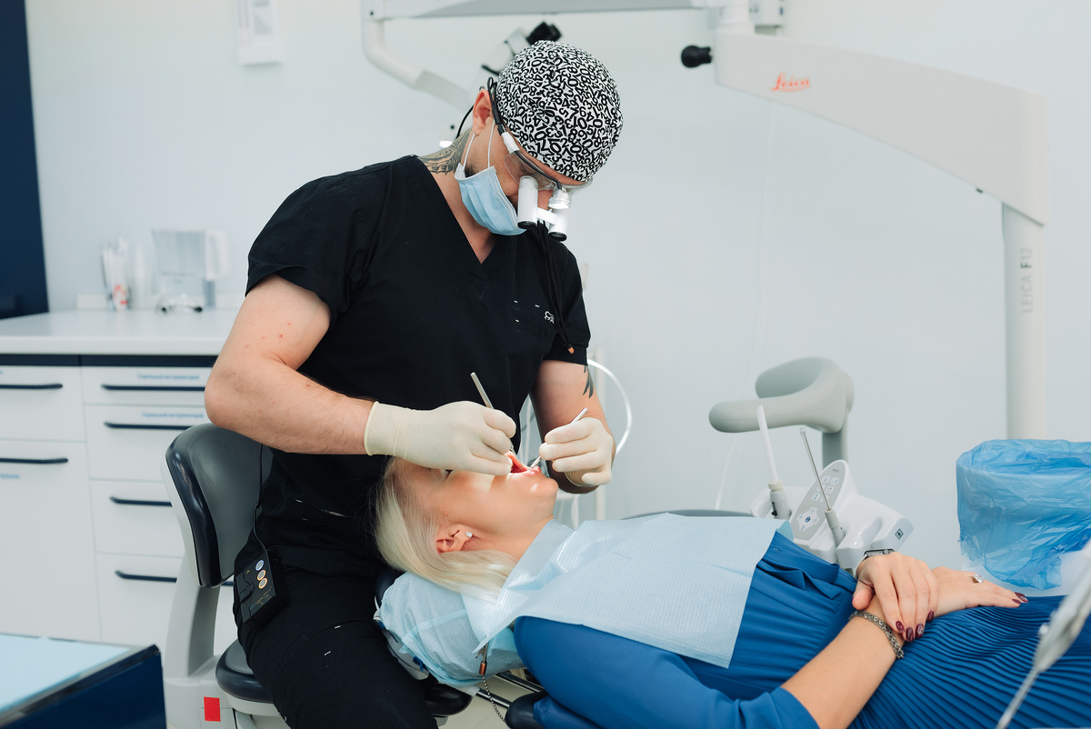 Потеря даже небольшого фрагмента зуба — это не только эстетический дефект, но и риск для здоровья всей ротовой полости! 