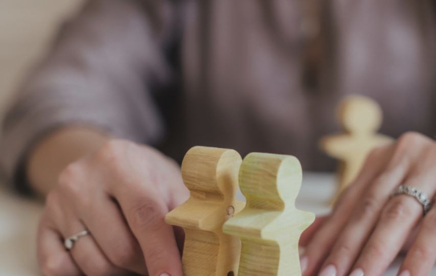 МУЖСКИЕ И ЖЕНСКИЕ ДЕНЬГИ - конфликт двух кошельков.