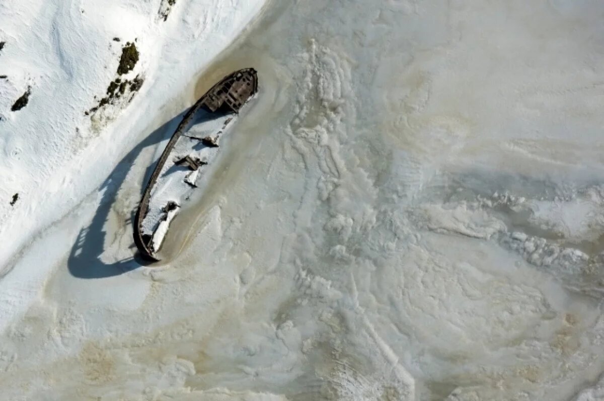    На Ладожском озере вновь зафиксировано загрязнение нефтепродуктами