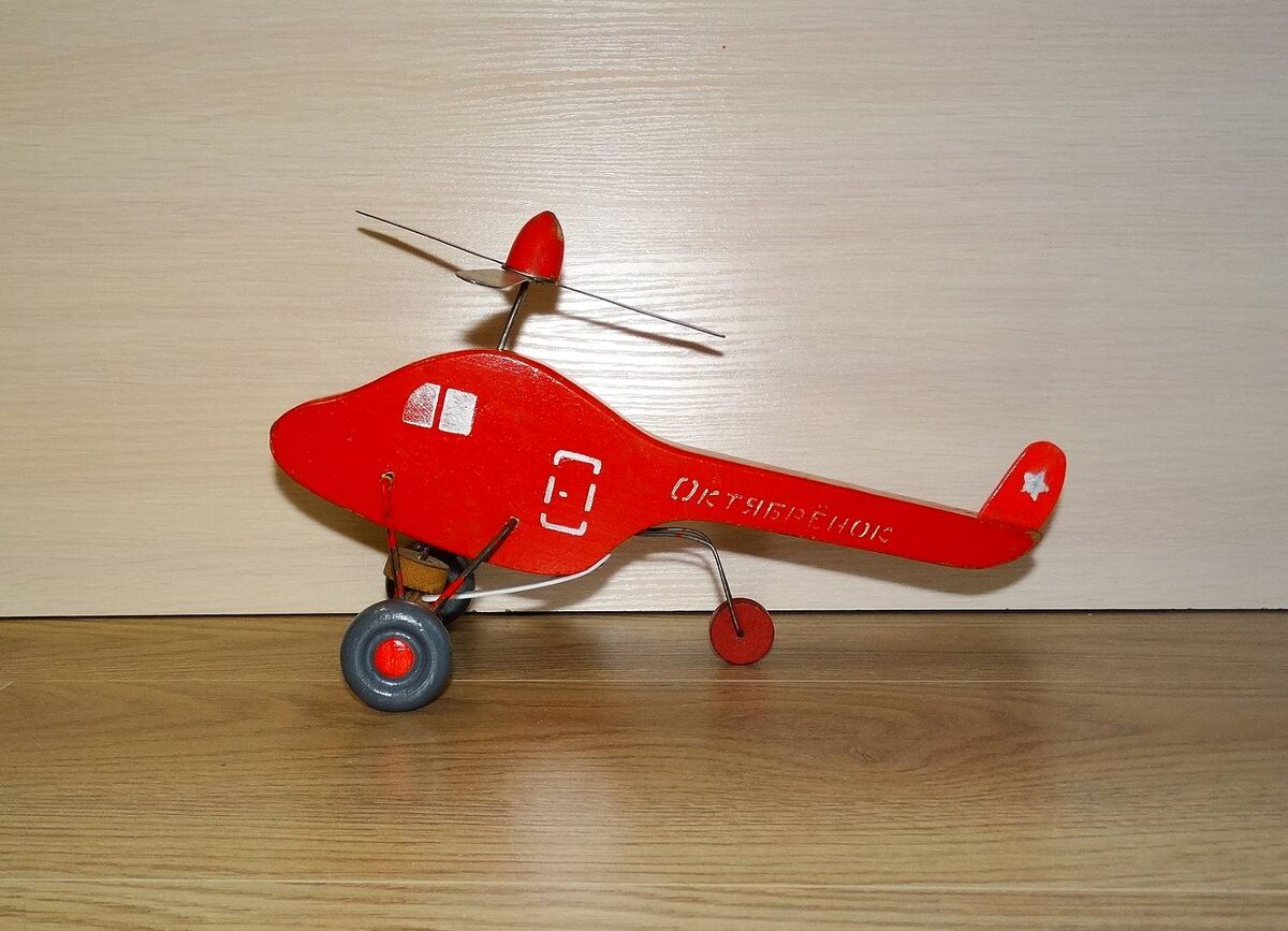 Вертолёт "Октябрёнок". Фото автора, листаем галерею -->>