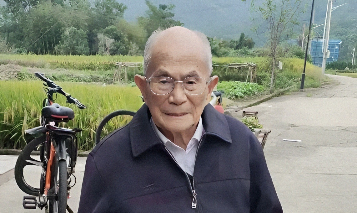 Чжань Чанченг.