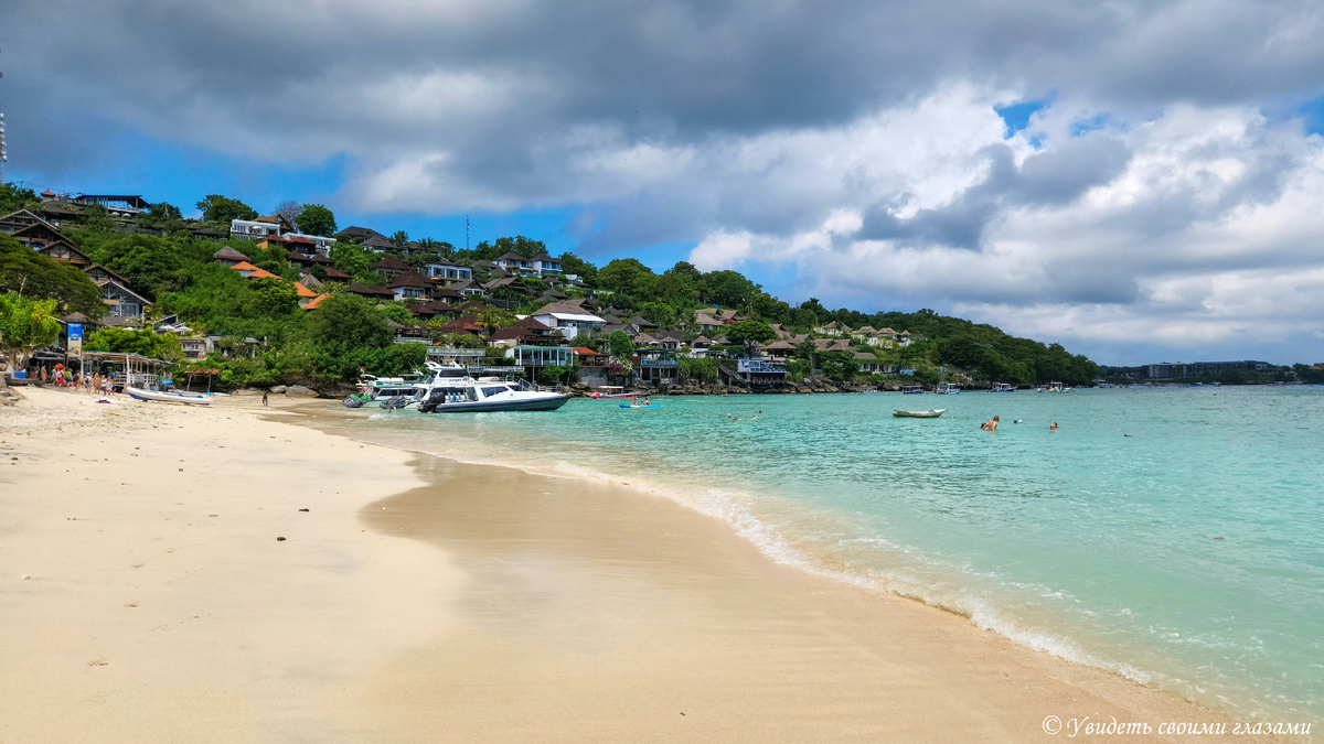 Пляж Джунгутбату на Лембонгане