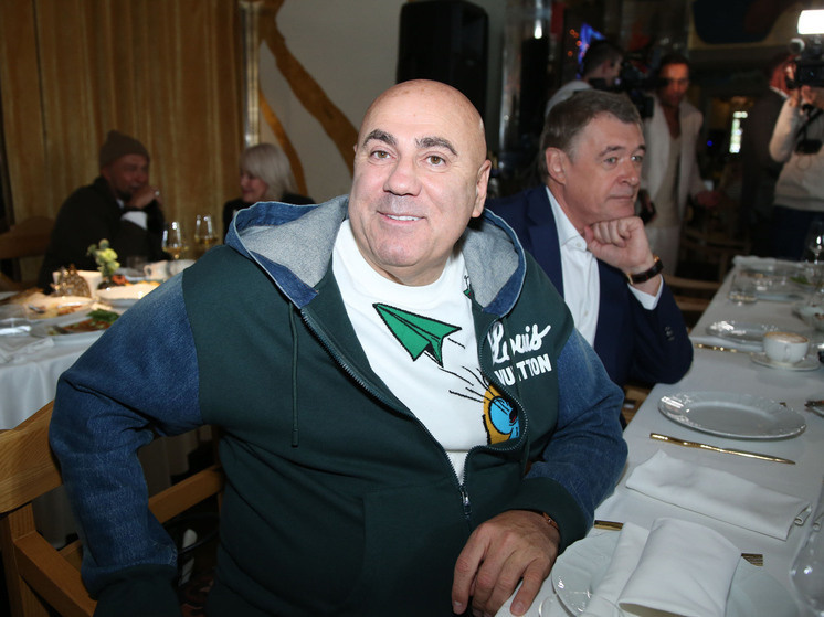   Лилия Шарловская