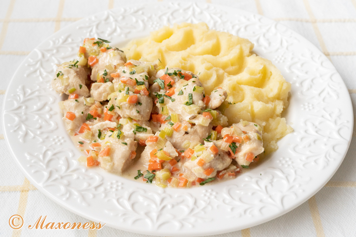 Куриное фрикасе. Французская кухня