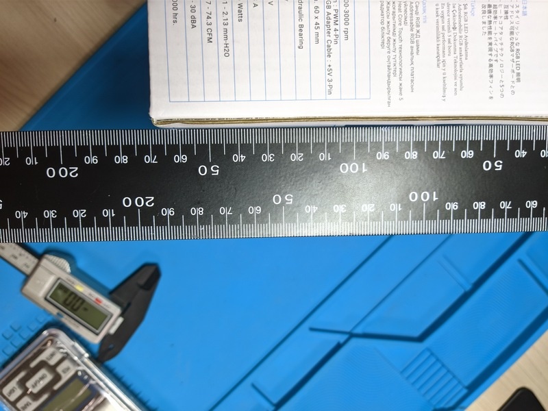     Инструменты — весы, штангель-циркуль, линейка