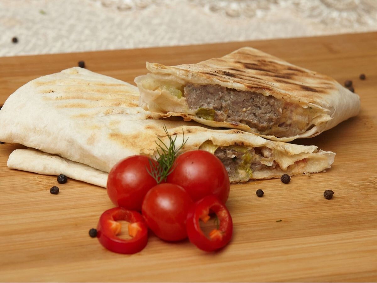    Секрет московских фуд-траков лаваш с луком который сводит с ума