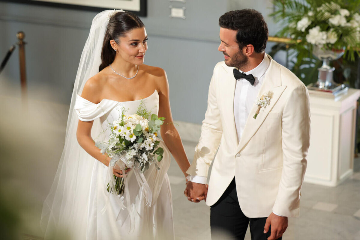    «Любовь и слезы», 2025 кадр из сериала