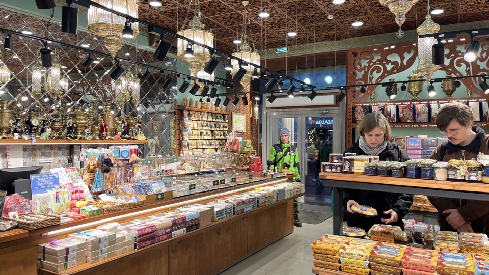 Лавка со сладостями в Казани.