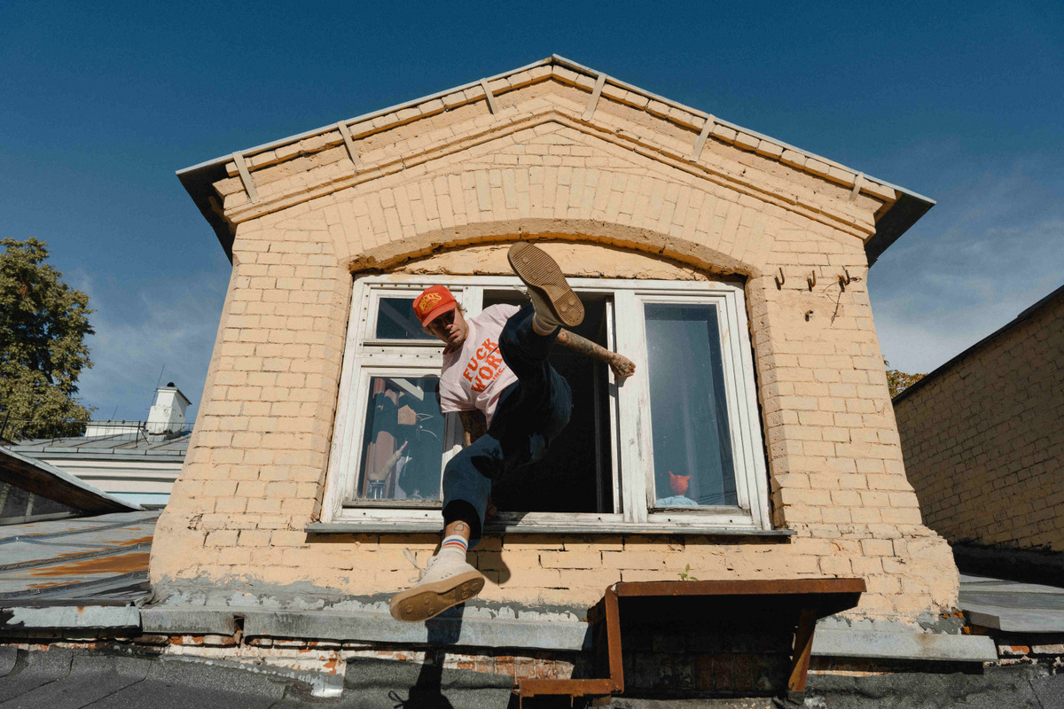 Художник Кирилл Бурыгин