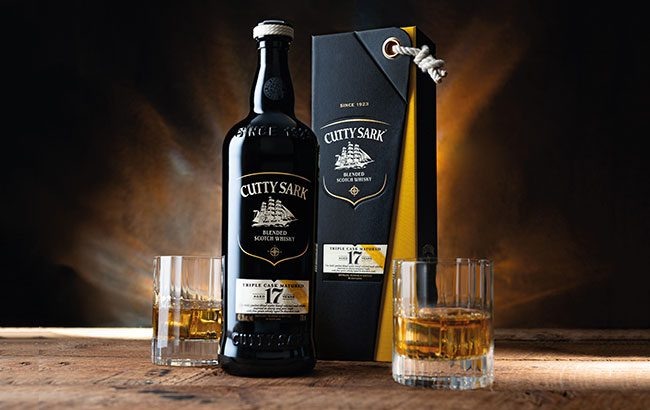 Не просто «старше и дороже» — это совершенно иной курс!