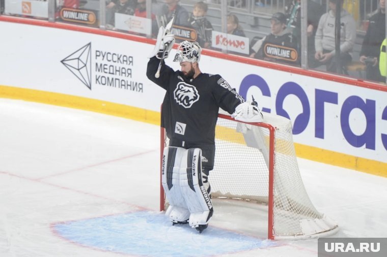     Крис Дригер пропустил три шайбы