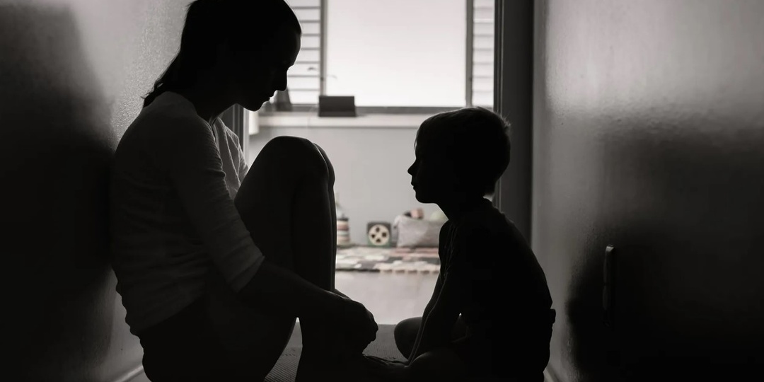 «Отчего бабы не рожают?» Шесть книг-аргументов: о любви, нелюбви, детстве и родительстве