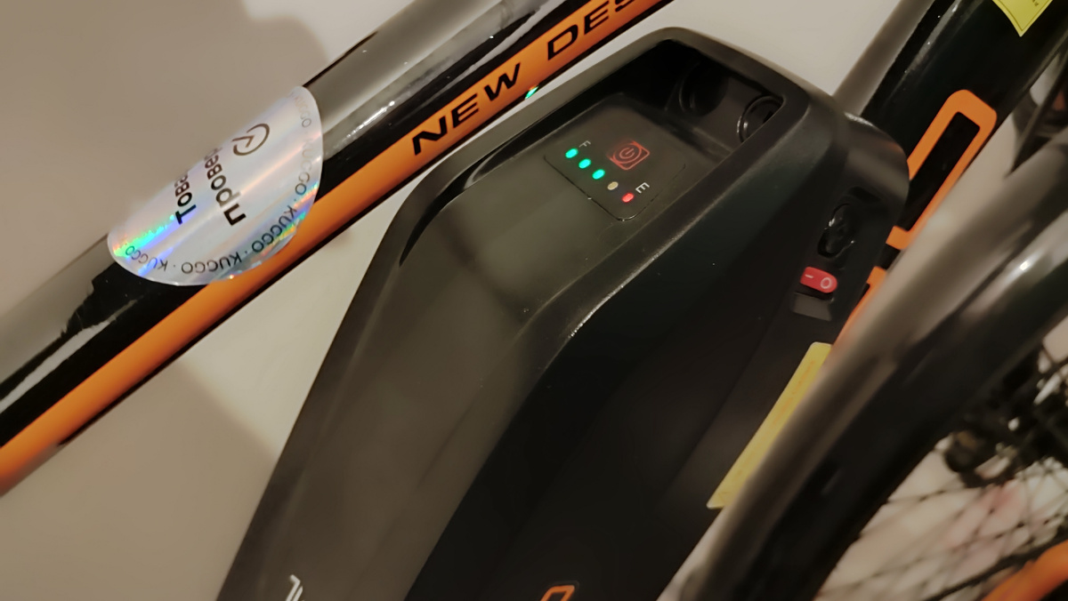 Проверка заряда аккумулятора